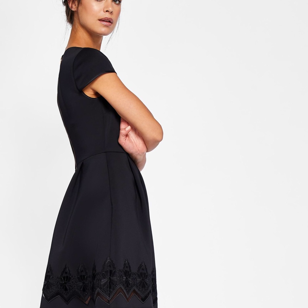 NWT Ted baker lace and mesh cheskka black dress - Picture 3 of 5